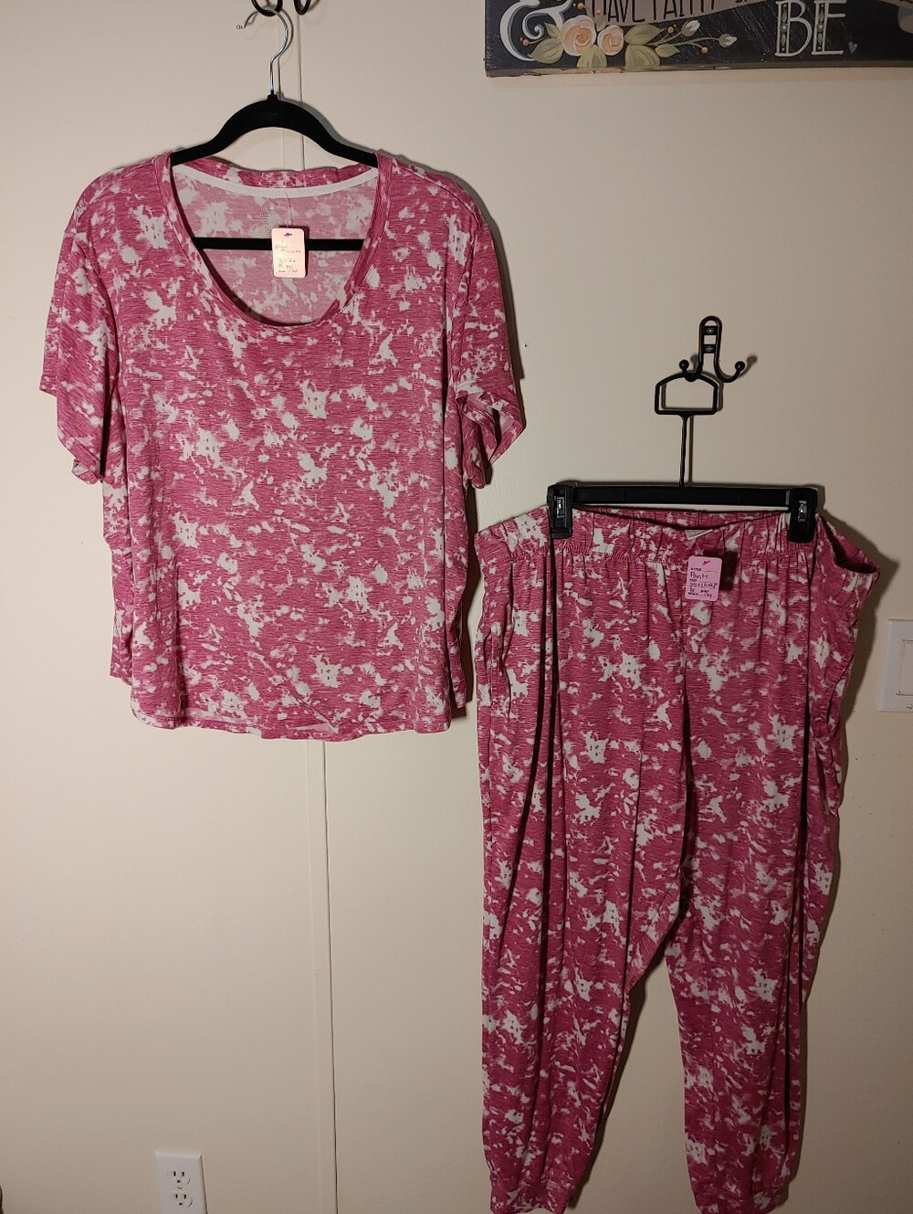Secret Treasures 3x 22-24 Pretty Mauve And White Short Sleeve Pajama Set.